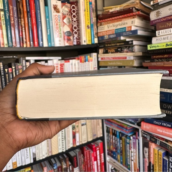 Tower Lord (A Raven’s Shadow Novel) by Anthony Ryan First Edition Hardcover - Picture 2 of 6